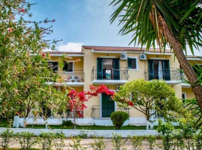 Lemon Tree Apartments B C Argostolion Dış mekan fotoğraf